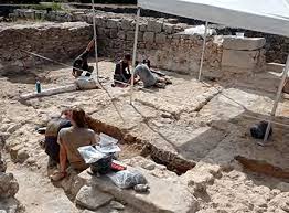 Fouiller bénévolement ou visiter un chantier archéologique en 2023