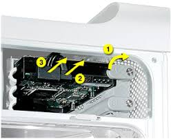 Power Mac G5 ハードディスクドライブの交換手順
