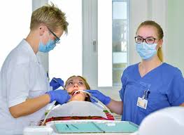 Zahnmedizinischer Fachangestellter